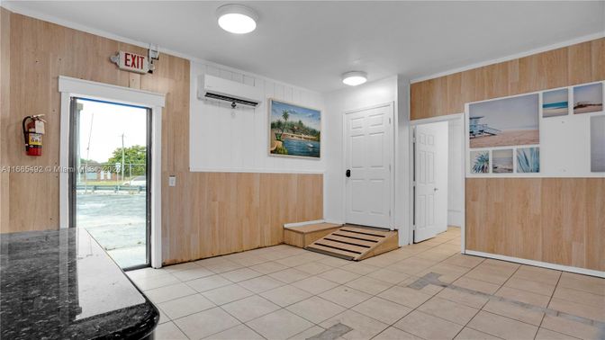 Interior, Wooden Walls