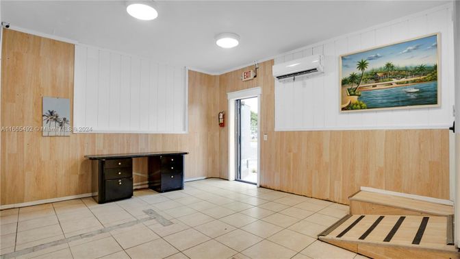 Interior, Wooden Walls