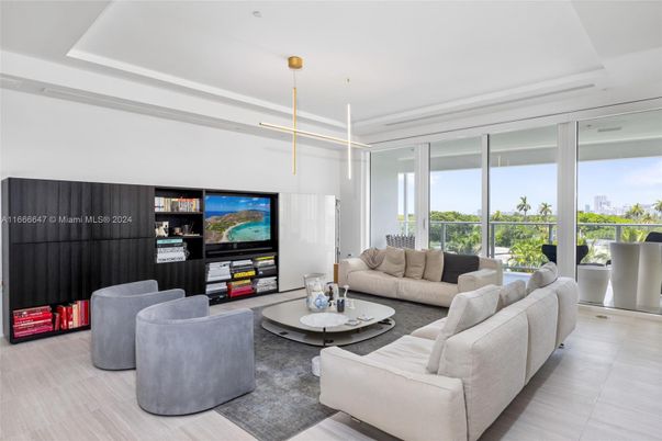 Interior, Living room, Pendant Lights
