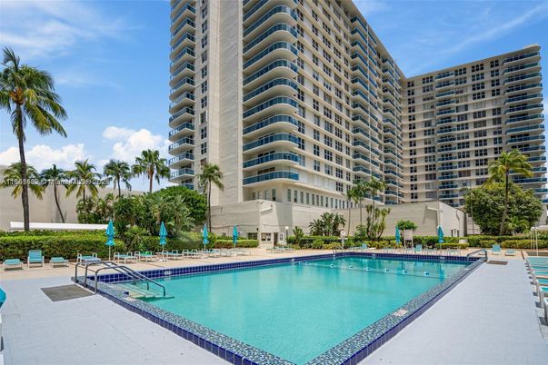 Exterior, Facade, Pool, Condo Building