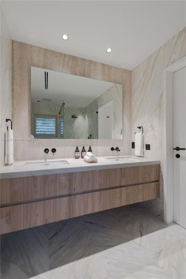 Bathroom, Dual Sink Vanities, Interior, Marble, Marble Walls, Recessed Lighting