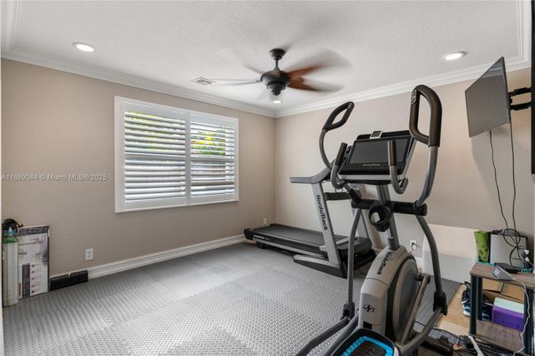 Fitness Equipment, Interior, Recessed Lighting