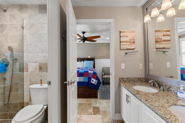 Bathroom, Bedroom, Interior, Recessed Lighting