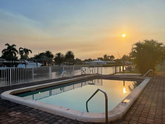 Exterior, Pool, Water