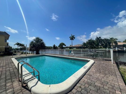 Exterior, Pool, Water