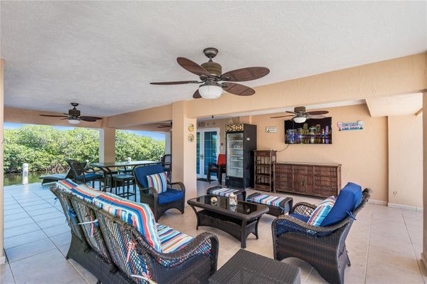 Exterior, Interior, Living room