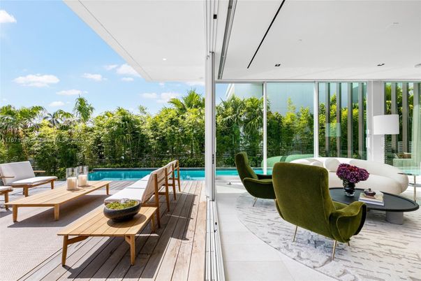 Interior, Living room, Pool, Recessed Lighting