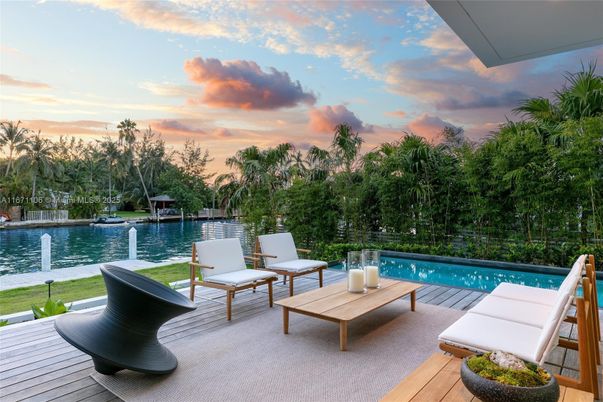 Exterior, Lake, Pool