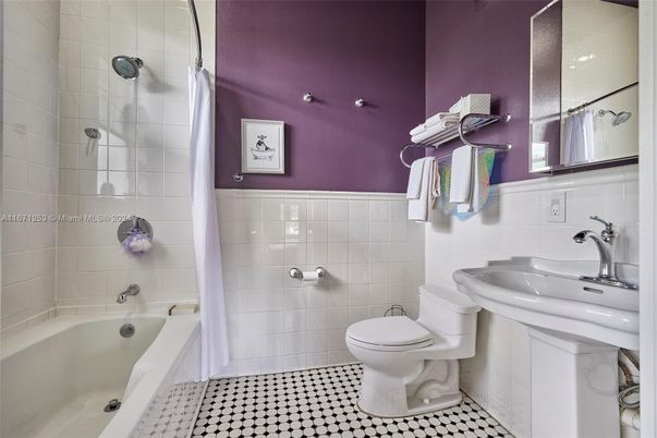 Bathroom, Interior