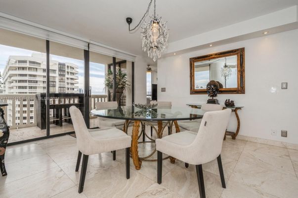 Chandelier, Dining room, Interior, Recessed Lighting