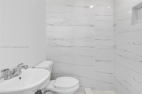 Bathroom, Interior, Marble Walls
