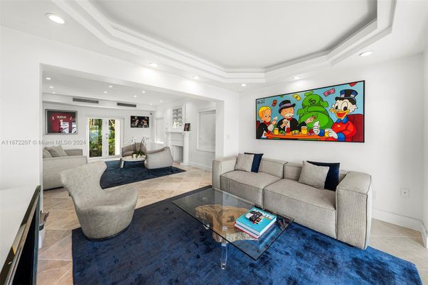 Interior, Living room, Recessed Lighting