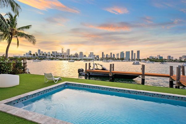 Exterior, Lake, Pool