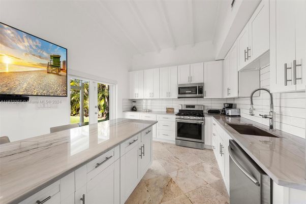 Interior, Kitchen, Stainless Steel Appliances