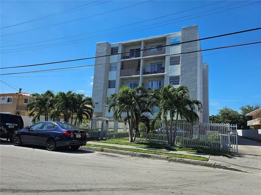Exterior, Facade, Condo Building