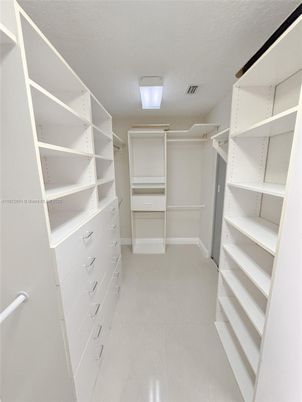 Interior, Walk-in Closets