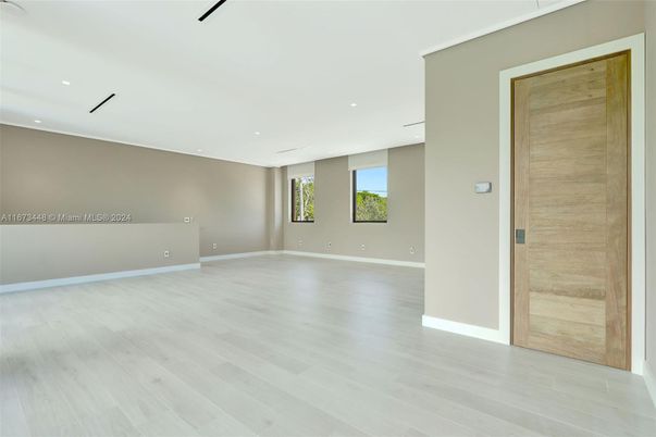 Empty room, Interior, Recessed Lighting, Wood Texture Flooring