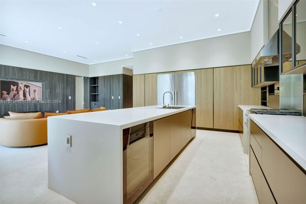 Interior, Kitchen, Living room, Recessed Lighting, Stainless Steel Appliances