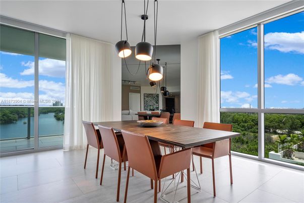 Dining room, Interior, Pendant Lights, Water