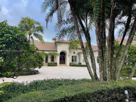 Backyard, Exterior, Facade, Mediterranean