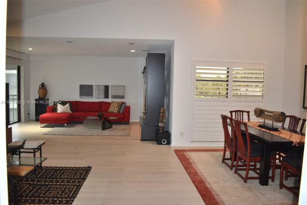 Dining room, Interior, Living room, Recessed Lighting, Wood Texture Flooring