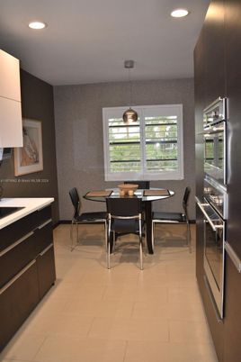 Dining room, Interior, Kitchen, Pendant Lights, Recessed Lighting