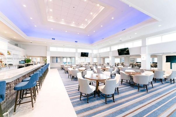 Dining room, Interior, Recessed Lighting