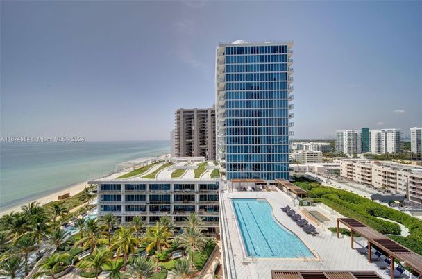 Water, Exterior, Pool, Other, Skyline