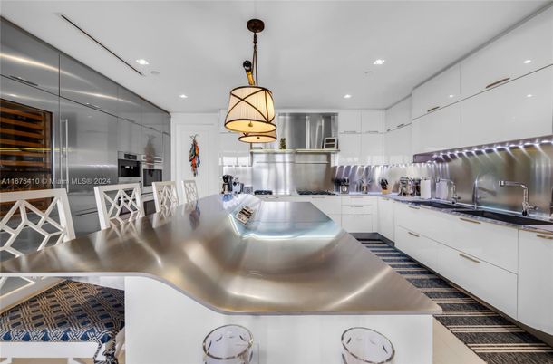 Interior, Kitchen, Pendant Lights, Recessed Lighting, Stainless Steel Appliances