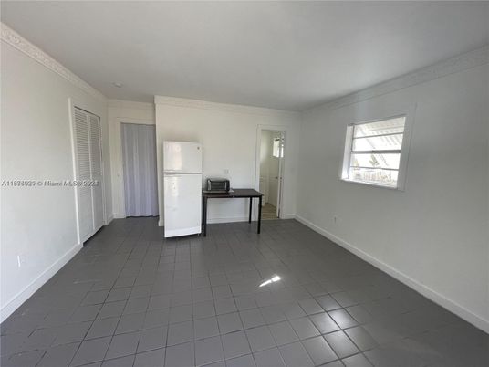 Empty room, Interior, Kitchen