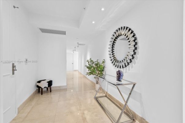 Interior, Recessed Lighting