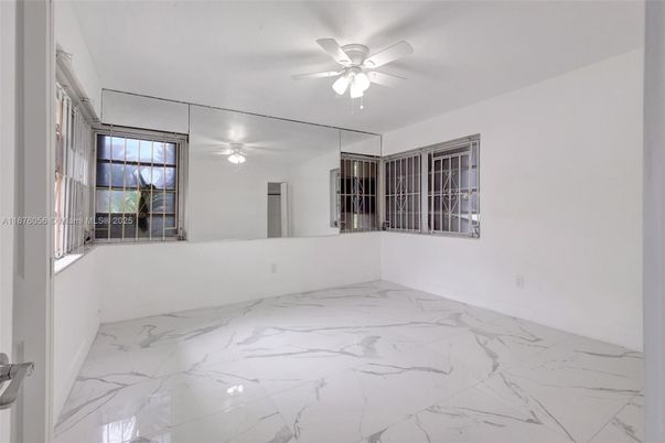 Empty room, Interior, Marble