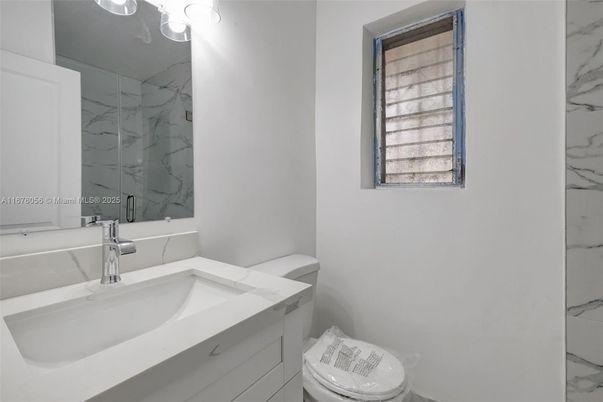 Bathroom, Interior, Marble Walls