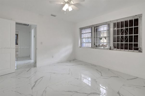 Empty room, Interior, Marble