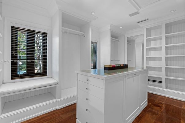 Interior, Recessed Lighting, Walk-in Closets, Wood Texture Flooring