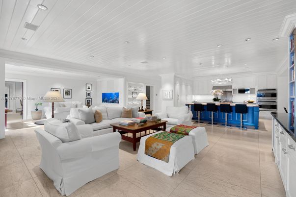 Interior, Kitchen, Living room, Recessed Lighting, Stainless Steel Appliances