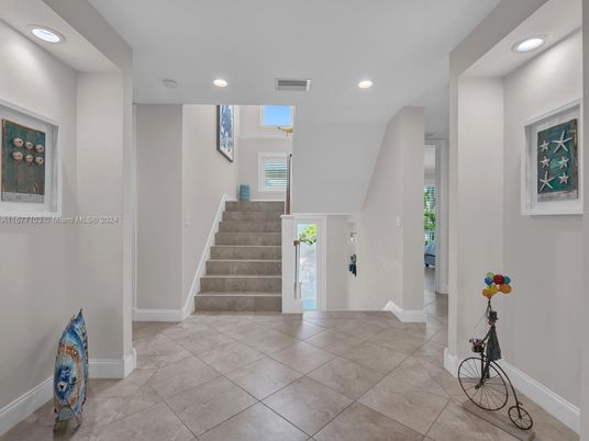 Interior, Recessed Lighting