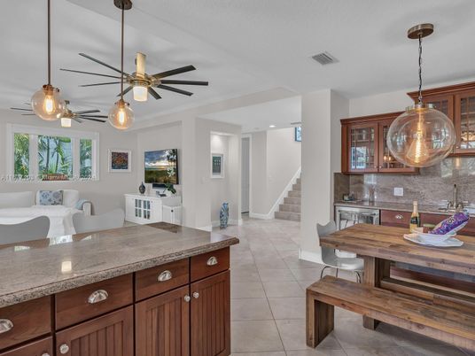 Dining room, Interior, Kitchen, Pendant Lights, Recessed Lighting