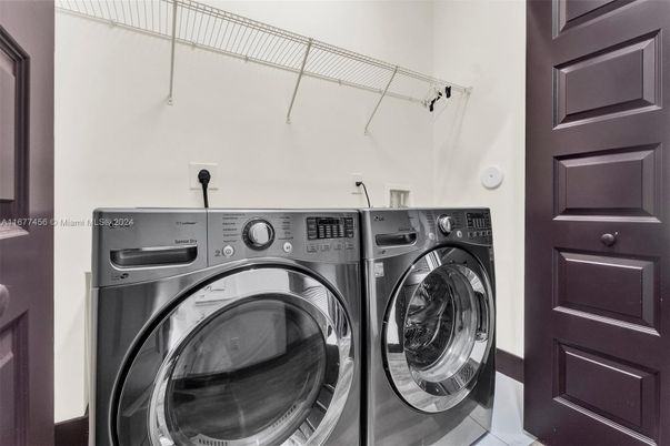 Interior, Utility Closets, Washer