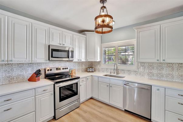 Interior, Kitchen, Stainless Steel Appliances, Wood Texture Flooring