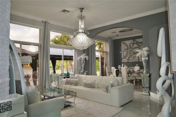 Chandelier, Dining room, Interior, Living room, Marble