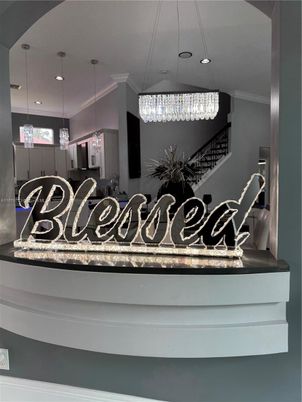 Chandelier, Interior, Living room, Marble, Recessed Lighting