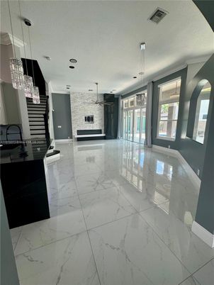 Chandelier, Dining room, Interior, Living room, Marble