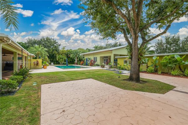 Backyard, Exterior, Pool