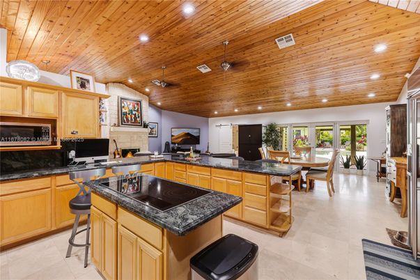 Dining room, Interior, Kitchen, Recessed Lighting, Wooden Ceilings