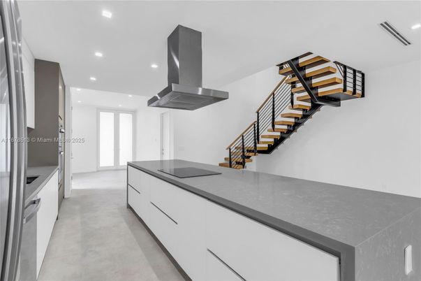 Interior, Kitchen, Recessed Lighting