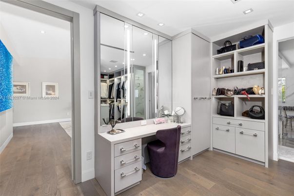 Bathroom, Interior, Recessed Lighting, Wood Texture Flooring