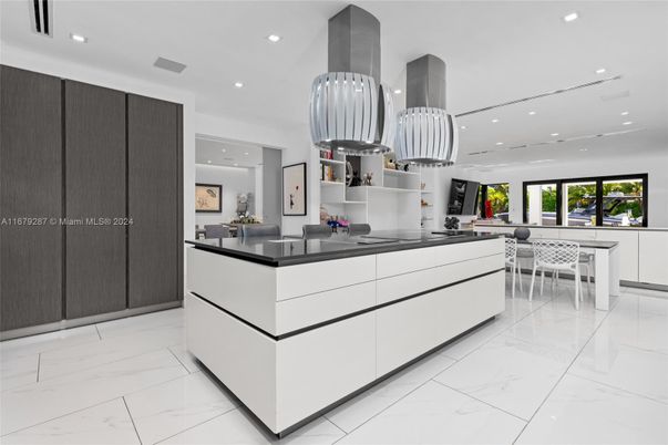 Dining room, Interior, Kitchen, Living room, Marble, Pendant Lights, Recessed Lighting
