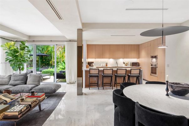 Interior, Kitchen, Living room, Marble, Stainless Steel Appliances