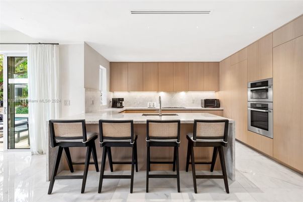 Interior, Kitchen, Marble, Stainless Steel Appliances